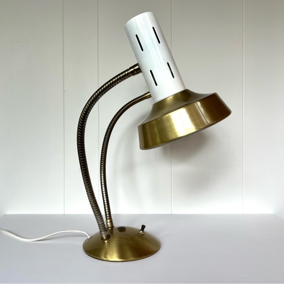 Vintage RARE Mid Century Modern Double Gooseneck Lamp - Picture 5 of 16